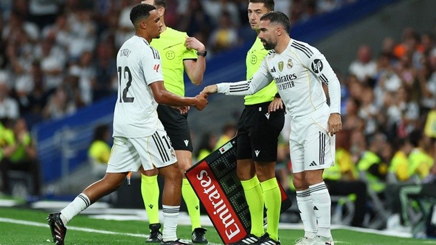 Carvajal thay Alexander-Arnold nhưng anh vừa dính chấn thương