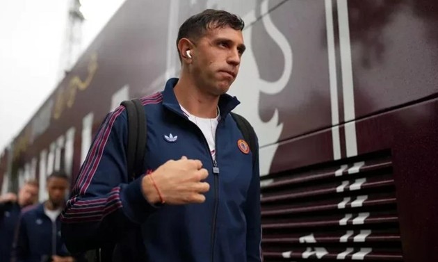 Emiliano Martinez không còn là đội phó của Aston Villa.