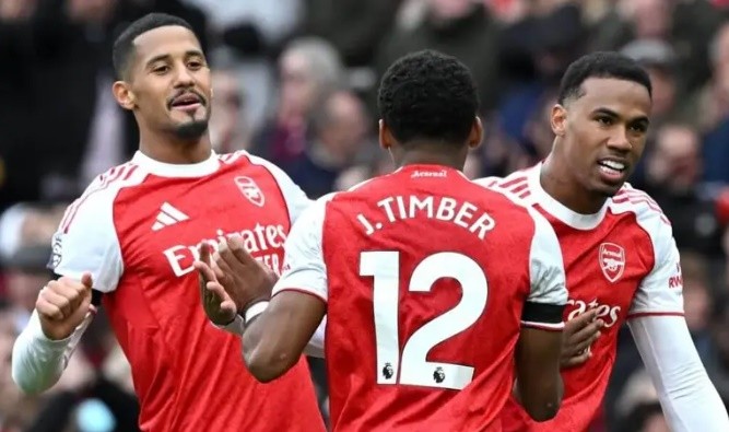 Arsenal đang cho thấy sự cải thiện đáng kể trong khâu phòng ngự.