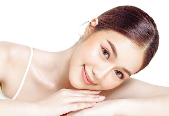  Khi lượng vitamin C được cung cấp đầy đủ, da trở nên sáng khỏe, săn chắc và giảm nguy cơ hình thành nếp nhăn sớm. 