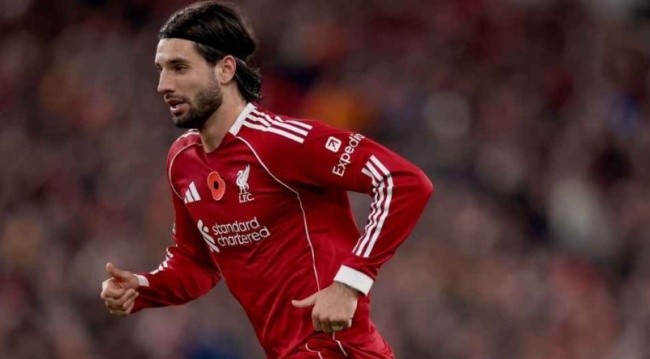 Szoboszlai tin tưởng Liverpool sẽ trở lại cuộc đua vô địch.