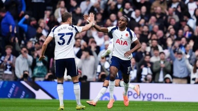 Tottenham tiếp tục không thua Man Utd suốt 3 năm qua