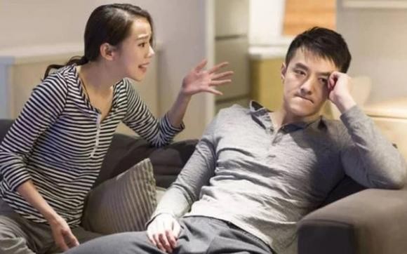 Ngôn từ vừa là tấm gương phản chiếu cảm xúc, vừa có thể trở thành vũ khí phá hoại tình cảm.