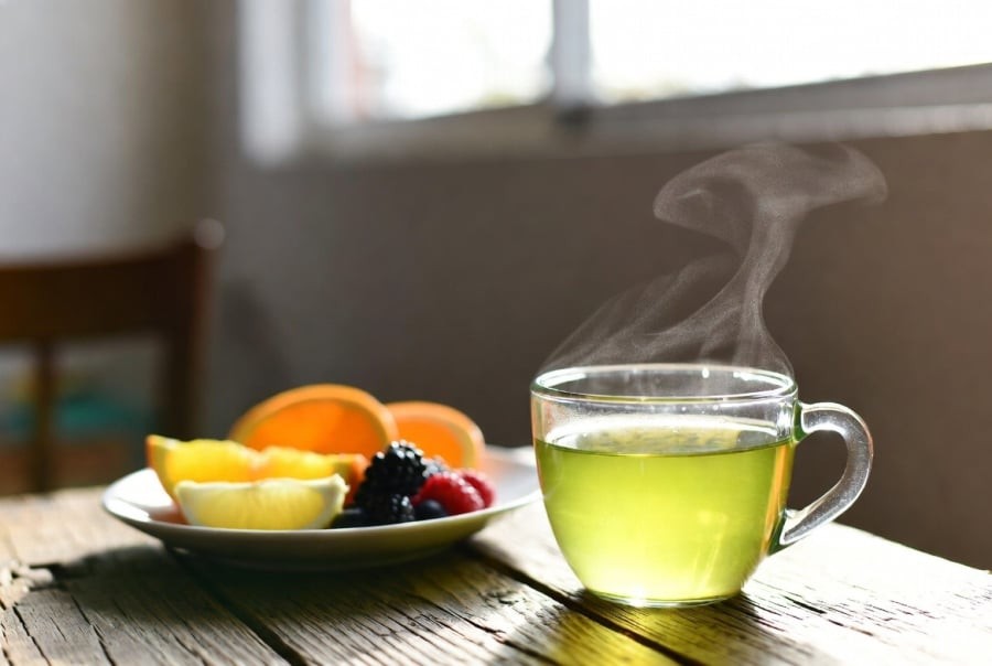 Uống trà đúng cách sau bữa ăn giúp bảo vệ gan và cải thiện tiêu hóa.