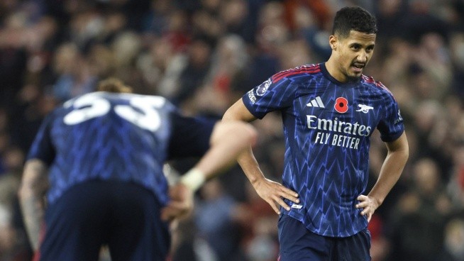 William Saliba – 6.2 điểm: Saliba có pha dứt điểm đáng tiếc trong hiệp 1. Phát bóng tốt nhưng không đủ để kiểm soát hàng công đối phương.