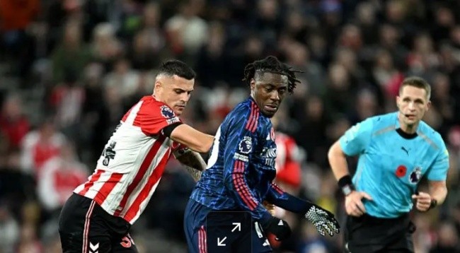 Eberechi Eze – 7.1 điểm: Eze dứt điểm thiếu chính xác nhưng tạo áp lực tốt đầu trận. Thi đấu năng nổ trước khi rời sân.