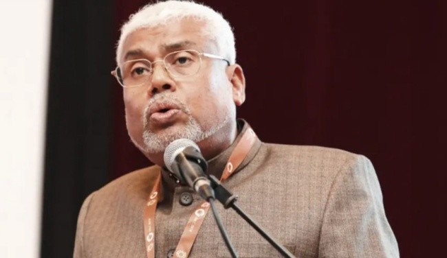 Ông Hamid Sultan Abu Backer chỉ trích FIFA.