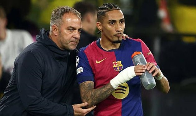 Hansi Flick cần Raphinha sớm trở lại.