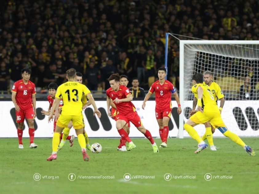 Bóng đá Việt Nam và Malaysia có nhiều lần đối đầu trong năm nay.