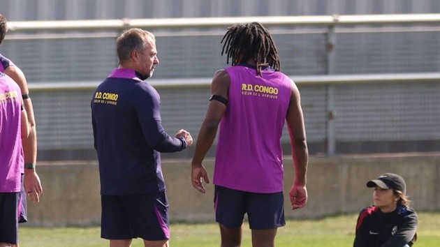 Kounde khiến kế hoạch của Flick thay đổi