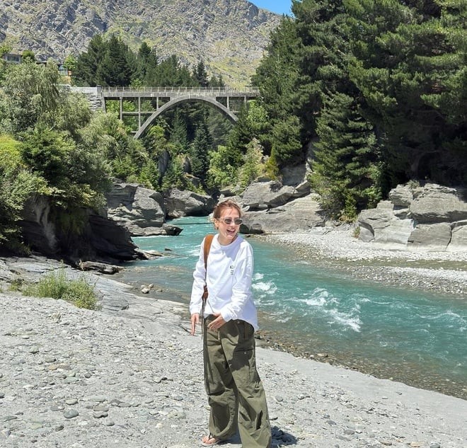  Nhờ gu thời trang tinh tế, Baifern luôn xuất hiện với vẻ ngoài chỉn chu mà không cần quá nhiều chi tiết cầu kỳ.