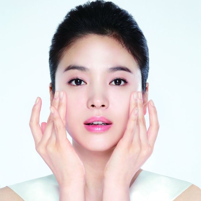  Sự kết hợp giữa hai thành phần này giúp tăng hiệu quả làm đều màu da, hỗ trợ sản sinh collagen