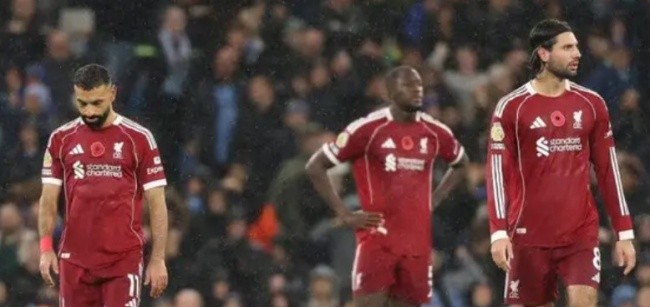 Liverpool phơi áo 0-3 trước Man City.