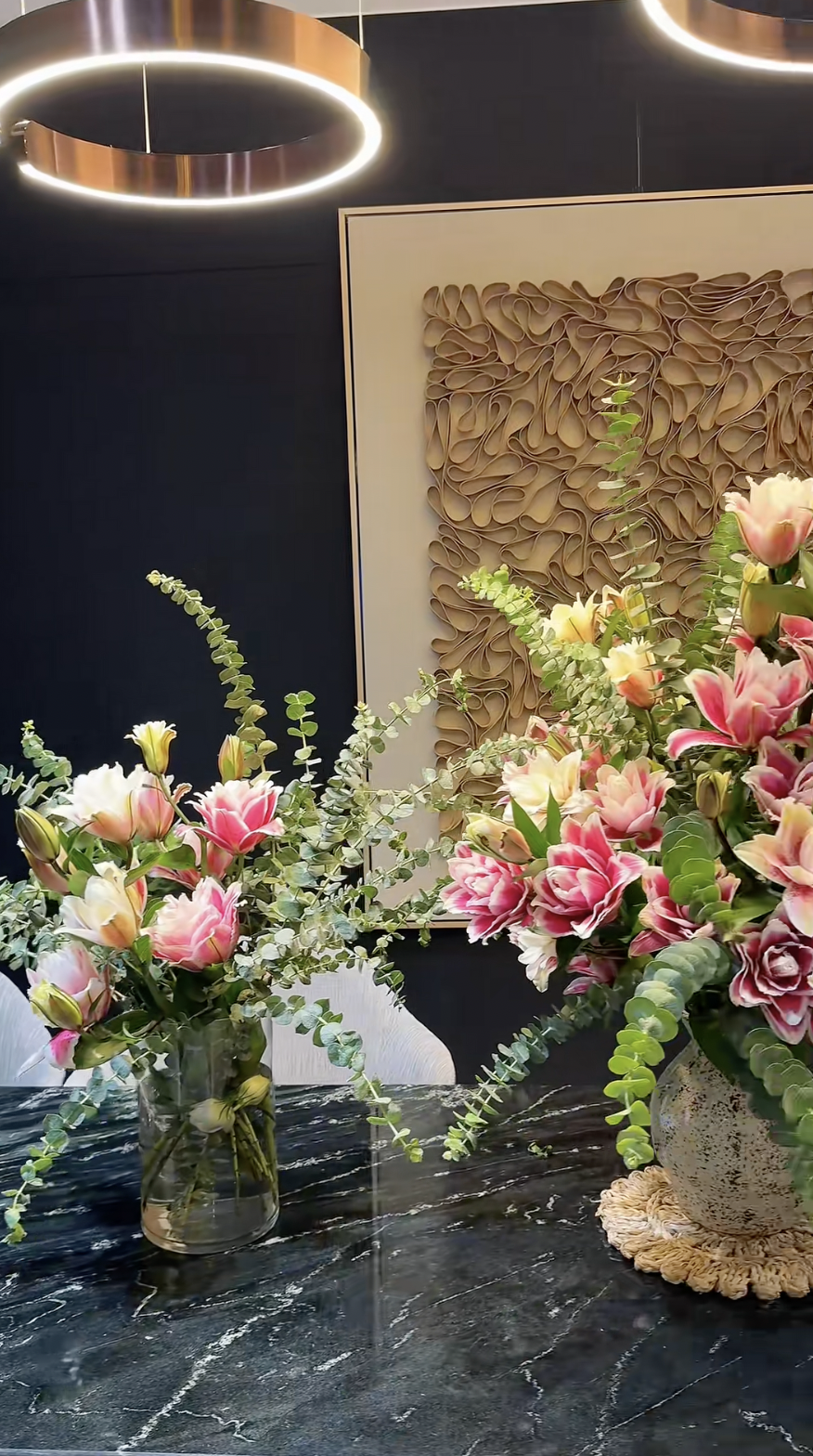 anh-hiem-ve-can-ho-hang-sang-vo-chong-hoa-hau-do-thi-ha-se-o-sau-2-dam-cuoi-bac-ty-df7a6a8da4a847d4a60b91895e19455a-301