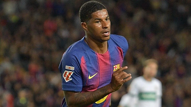 Rashford tỏa sáng trong màu áo Barca.