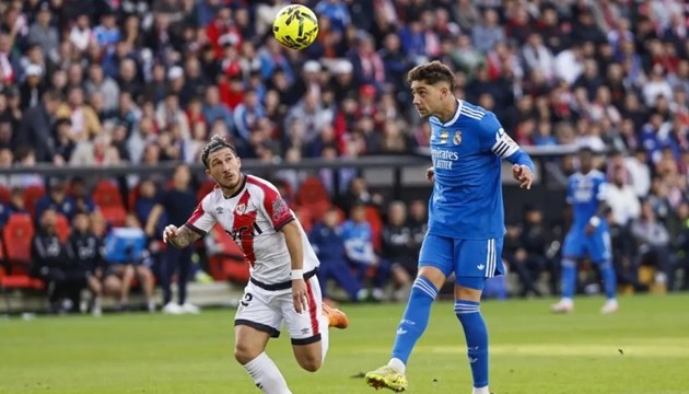 Chấn thương của các trụ cột càng làm Xabi Alonso đau đầu.