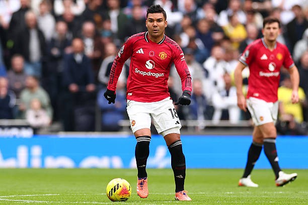 Casemiro tỏa sáng nhưng Man Utd có lý do để lo lắng. 