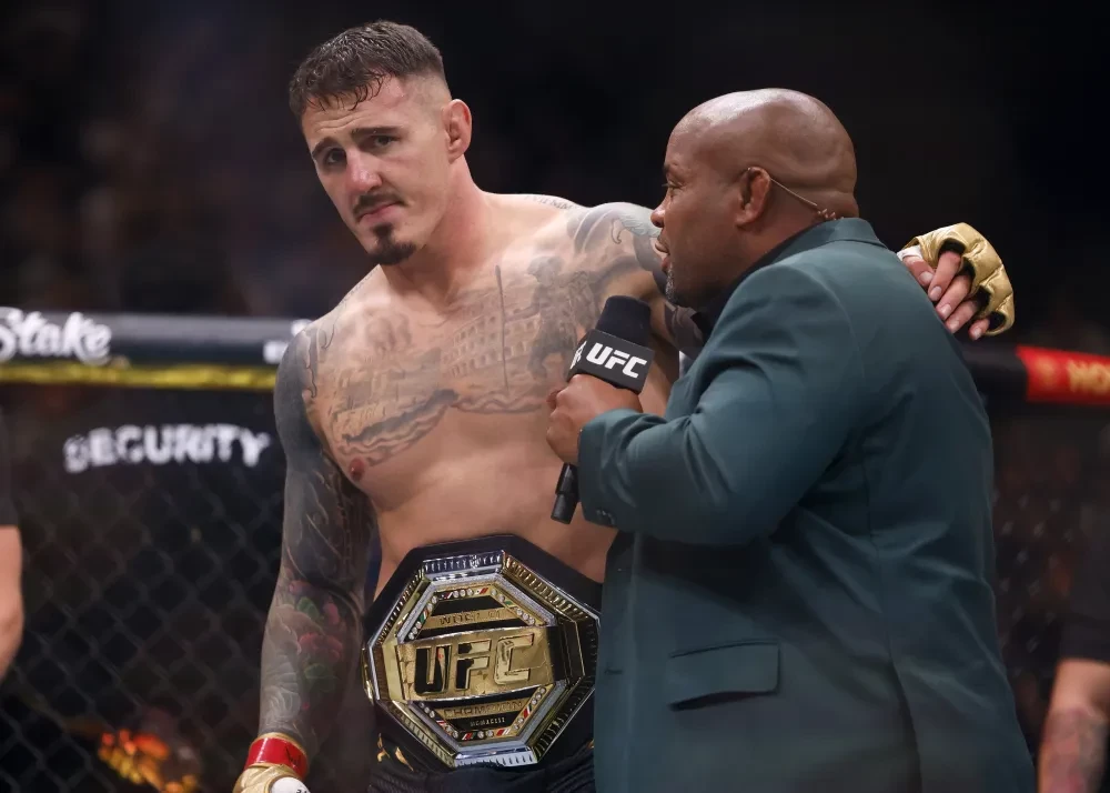 Daniel Cormier và Jon Jones