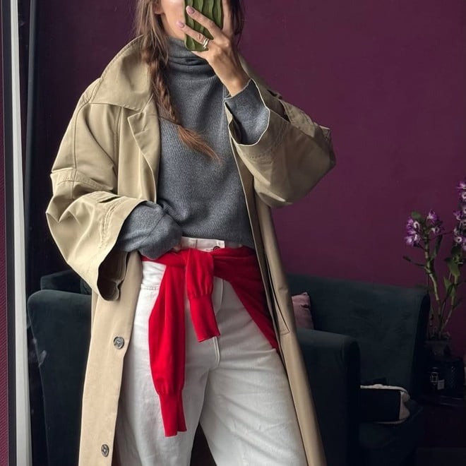 Chỉ cần một chiếc áo len, khăn quàng hoặc sơ mi quen thuộc, bạn có thể biến chúng thành điểm nhấn phong cách