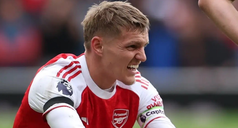 Odegaard dính chấn thương nghiêm trọng.