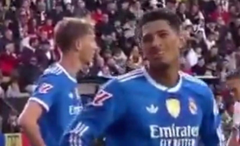 Dàn sao Real Madrid bất đồng về chiến thuật.