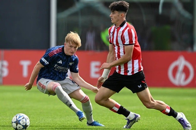 Lozano đang nổi lên mạnh mẽ ở Tây Ban Nha.