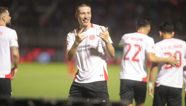 William Lee sinh năm 2007.