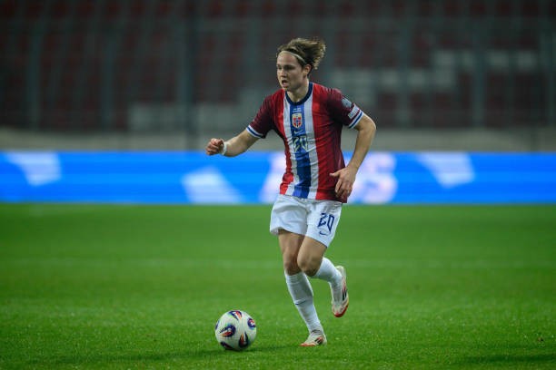 Nhiều quan điểm cho rằng Schjelderup vẫn còn 