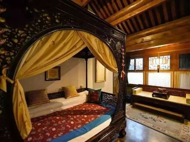 Giường ngủ tránh kê 3 nơi này hao tài khánh kiệt