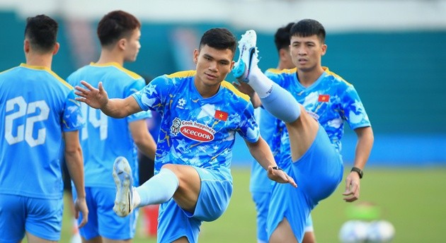 Xuân Mạnh và tuyển Việt Nam hướng đến trận gặp Lào