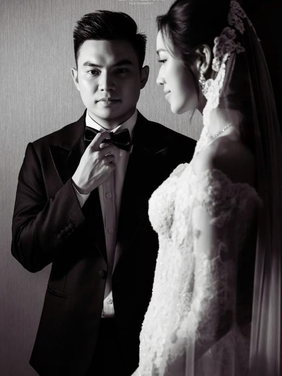 Kèm theo đó, nàng Hậu xả loạt khoảnh khắc đáng nhớ trong ngày trọng đại.

