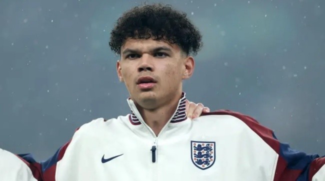 Sao mai 20 tuổi chơi tốt ở cánh trái.