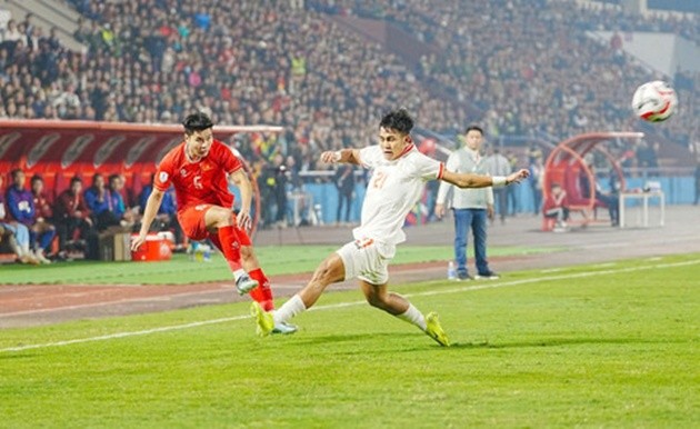 Trương Tiến Anh gần như là sự lựa chọn duy nhất bên cánh phải