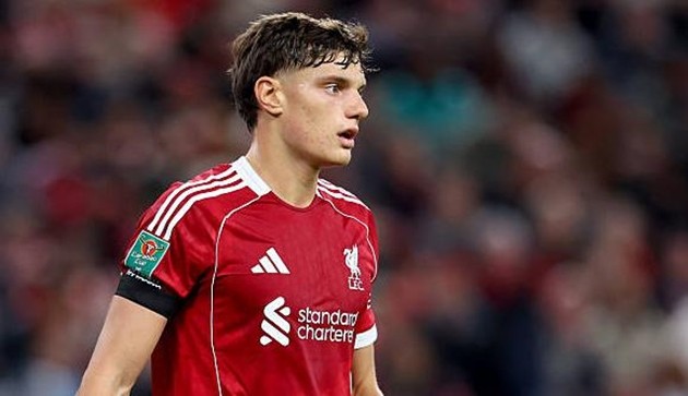 Giovanni Leoni dính chấn thương nặng tại Liverpool.