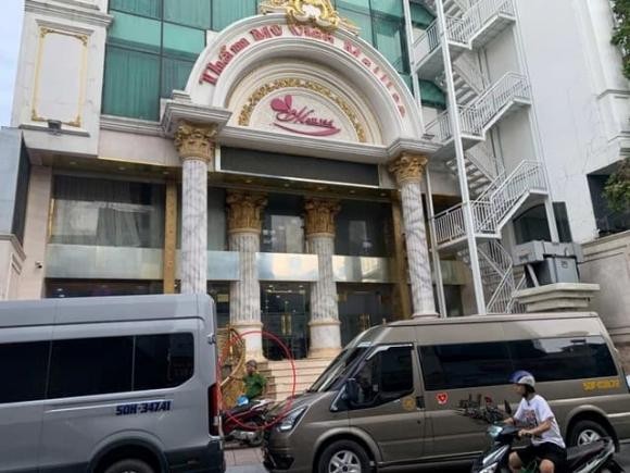 Được biết, chuỗi thẩm mỹ viện Mailisa do vợ chồng bà Phan Thị Mai và ông Hoàng Kim Khánh sáng lập vào năm 1998.