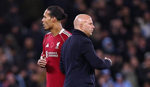 Liverpool của Arne Slot sa sút nhanh chóng ở mùa giải năm nay.