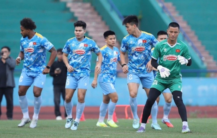 ĐT Việt Nam thận trọng trước Lào.