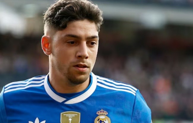 Tiền vệ 27 tuổi rút lui khỏi tuyển Uruguay.