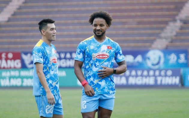 Xuân Son khả năng được ra sân ở trận gặp Lào.