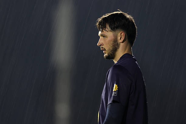 James Trafford đối diện viễn cảnh chia tay Manchester City để có thêm cơ hội ra sân.