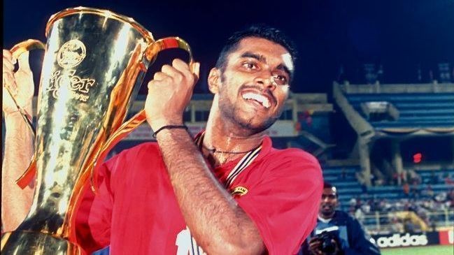  Singapore thắng tối thiểu Việt Nam ở chung kết.