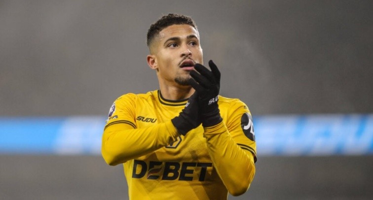 Man Utd đang dành sự quan tâm cho Gomes.