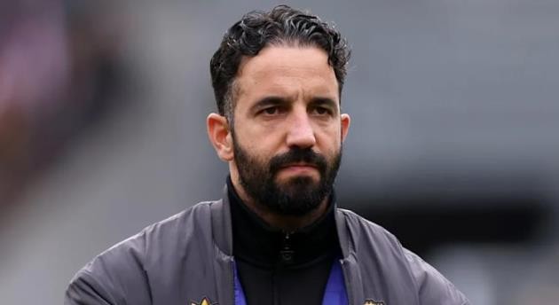 Amorim sẽ ưu tiên củng cố tuyến giữa.