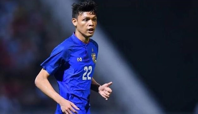 Supachai Chaided dính chấn thương nặng ở trận đấu với Singapore.