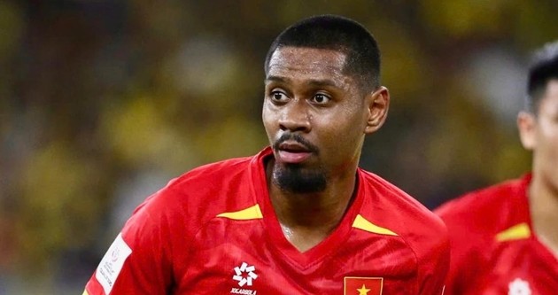 Cao Pendant Quang Vinh là trụ cột nơi hành lang trái tuyển Việt Nam.