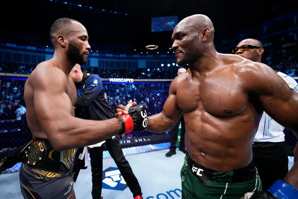 Kamaru Usman và Leon Edwards trong trận đấu tại UFC 286