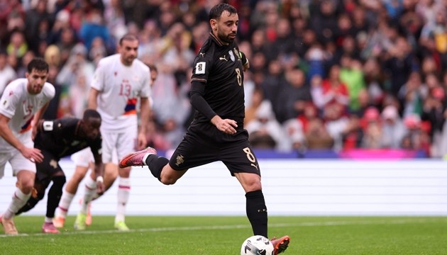 Bruno được giải phóng nhiệm vụ tấn công.