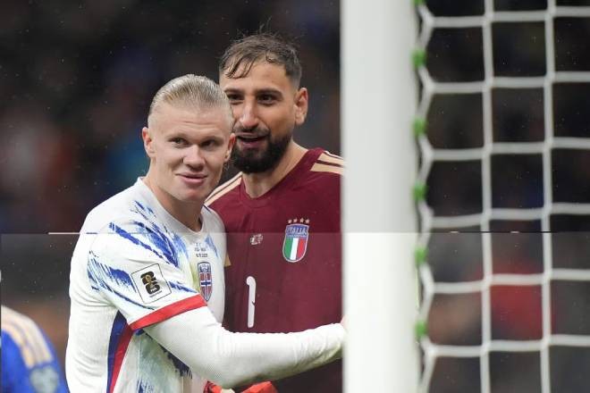  Donnarumma không có tâm trạng để nhìn Haaland sau thất bại của Italy.