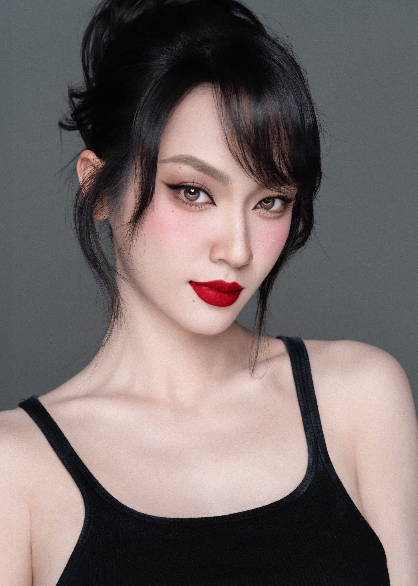 vu-thuy-quynh-phan-ung-gay-gat-vi-bi-mia-mai-doi-tu-be-boi-khi-yeu-chong-cu-diep-lam-anh-f81272c26fbc4956ac89a44c94e465e-535