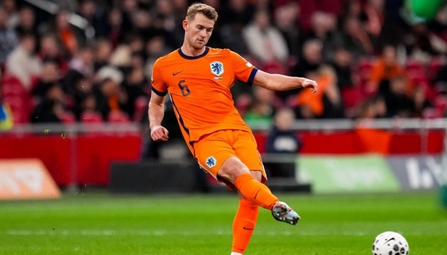 De Ligt trở lại xuất sắc.